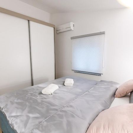 Apartman Laura Vir Ngoại thất bức ảnh