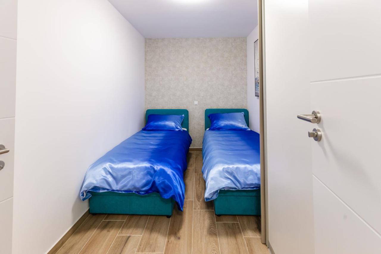 Apartman Laura Vir Ngoại thất bức ảnh