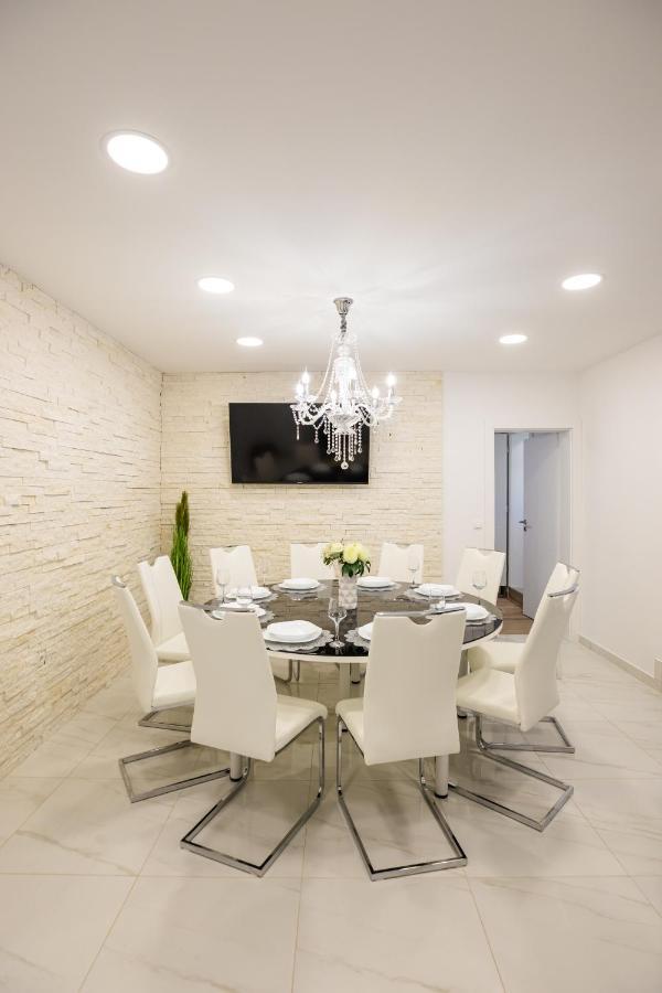 Apartman Laura Vir Ngoại thất bức ảnh