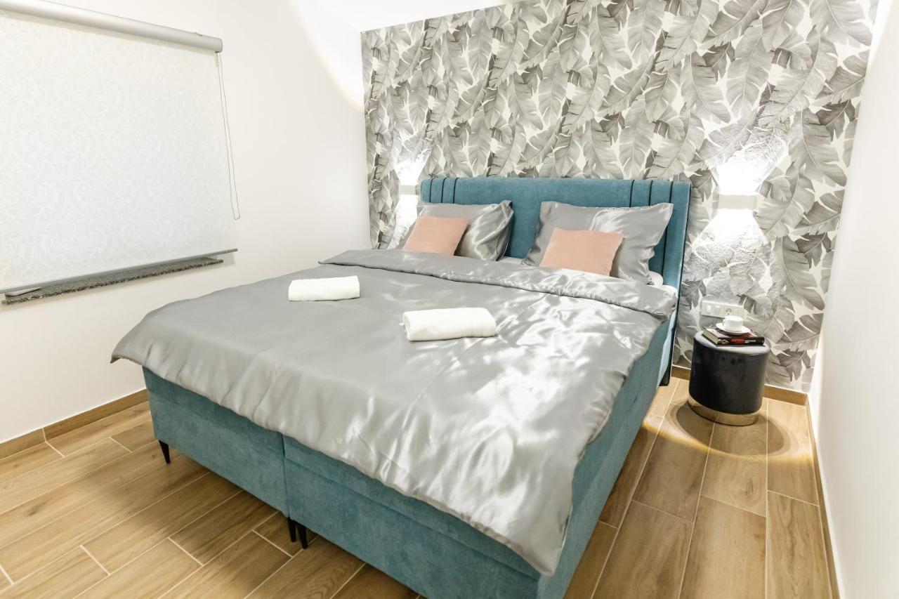 Apartman Laura Vir Ngoại thất bức ảnh