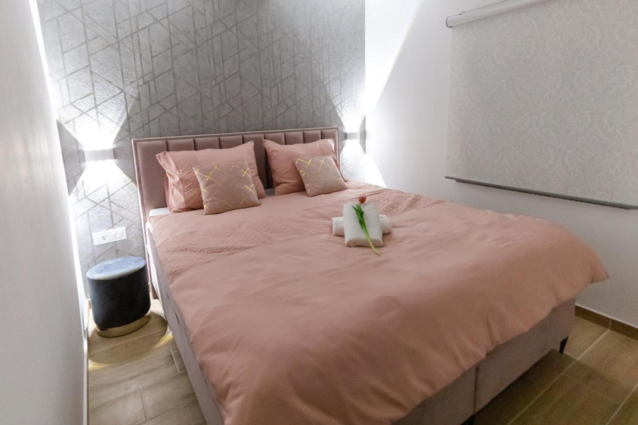 Apartman Laura Vir Ngoại thất bức ảnh