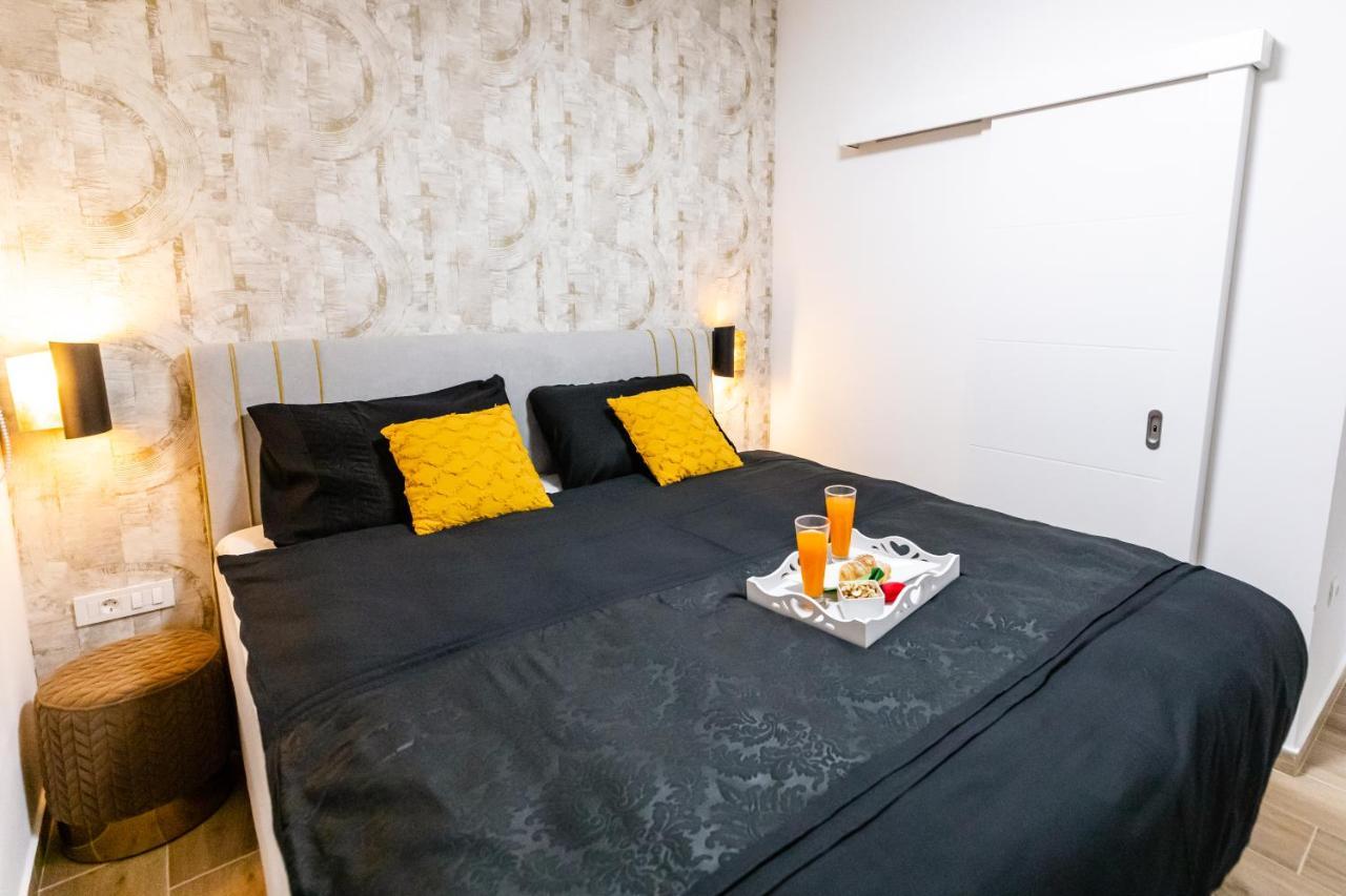 Apartman Laura Vir Ngoại thất bức ảnh